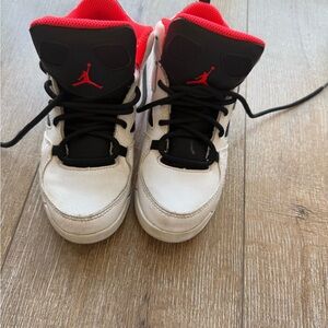 Authentic Kids Air Jordan 1 Mid – Size 12